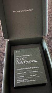 Amazon same product Seed DS-01 Daily Synbiotic - Prebiotic and Probiotic for Women & Men - Digestive Health, Gut Health, Immune Support, Bloating & Constipation Relief - Vegan & Shelf-Stable - 60 Capsules (30-Day Supply) photo review