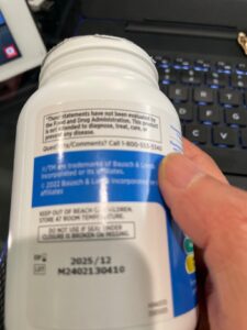 Amazon same product Ocuvite 50+ Eye Vitamin & Mineral Supplement, Multivitamin for Vision & Ocular Health with Omega-3, Zinc, Vitamins C & E, Lutein & Zeaxanthin, Zinc Supplements for Women and Men photo review