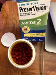 Amazon same product PreserVision AREDS 2 Eye Vitamins, #1 Eye Doctor Recommended Brand, Lutein and Zeaxanthin Supplement with Vitamin C, Vitamin E, Zinc, and Copper, 120 Softgels (Minigels) photo review