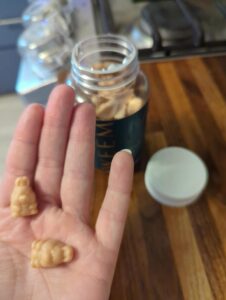 Amazon same product WEEM Hair Skin and Nails Gummies - Supports Healthy Hair - Vegan biotin Vitamins for Women & Men Supports Faster Hair Growth, Stronger Nails, Healthy Skin, Extra Strength photo review