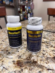 Amazon same product Macuhealth Triple Carotenoid Formula - Eye Vitamins for Adults - 90 Softgels, 3 Month Supply photo review