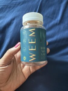 Amazon same product WEEM Hair Skin and Nails Gummies - Supports Healthy Hair - Vegan biotin Vitamins for Women & Men Supports Faster Hair Growth, Stronger Nails, Healthy Skin, Extra Strength photo review