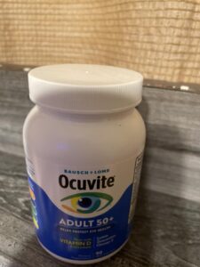 Amazon same product Ocuvite 50+ Eye Vitamin & Mineral Supplement, Multivitamin for Vision & Ocular Health with Omega-3, Zinc, Vitamins C & E, Lutein & Zeaxanthin, Zinc Supplements for Women and Men photo review