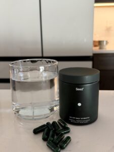 Amazon same product Seed DS-01 Daily Synbiotic - Prebiotic and Probiotic for Women & Men - Digestive Health, Gut Health, Immune Support, Bloating & Constipation Relief - Vegan & Shelf-Stable - 60 Capsules (30-Day Supply) photo review