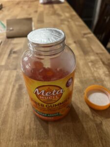 Amazon same product Metamucil Adult Dietary Fiber Gummies, Sugar-Free Orange Flavor, 5g Prebiotic Plant Fiber Supplement Blend, 120 count photo review